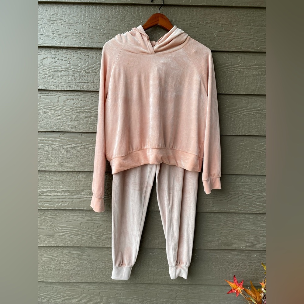 Charlotte Russe Velvet Tracksuit top size L, pants size XL
